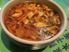 一口香-令氏家外家周秦食府(高新店)