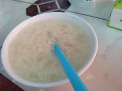 -古老冰山特色冰淇淋店(艾提尕尔店)