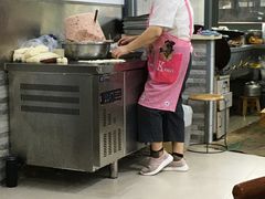 -黄阿姨锅贴大王(万航渡路店)