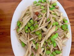 茭白毛豆炒肉-胡老三家土菜馆·老店地方特色菜·招牌茅山地锅老鹅