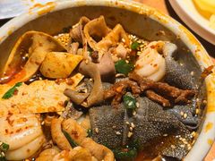 -城墙拐拐火锅(三峡广场黑金冠店)