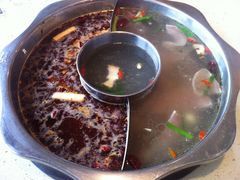 天麻土鸡锅-一品滇香·云南菜(公益西桥店)