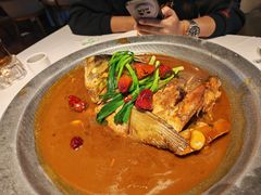 东家绝味鱼头-八分饱·西津会(西津渡店)