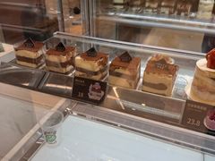 -格瑞思动物奶油生日蛋糕(园区永旺店)