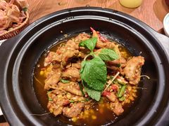 -老滇山寨•云南特色菜•地方菜•民族风情歌舞表演(金碧店)