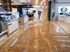 -王府井百货熙地港店