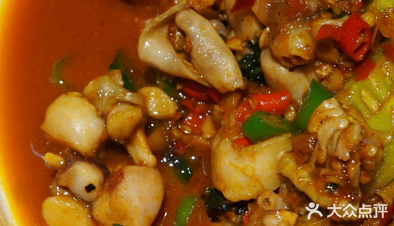 比我的手掌心还大，肉饱满度100%，咬一口，爆汁哇