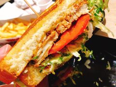 鸡肉芝士三明治-The Habit Burger Grill 哈比特汉堡(爱琴海店)