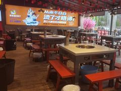 -钢管厂五区小郡肝串串香(蜀都万达店)