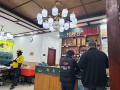 -湖南人家湘菜馆(镇江路店)