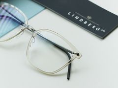 -目艮眼镜SHOWROOM(品牌集合店)