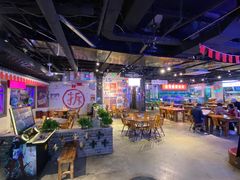 大堂-马路牙子地桌烤肉(工体店)