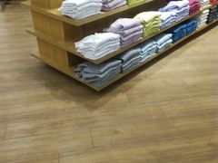 -优衣库(唐山爱琴海购物公园店)