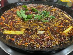 水煮蛙-鸿顺老铁锅美蛙鱼府(解放碑店)