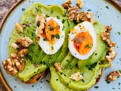 牛油果煮蛋吐司-RAC BAR(安福路店)