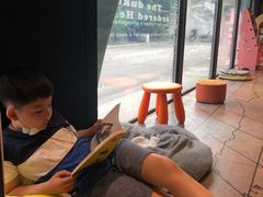 -钟书阁(珍园店)