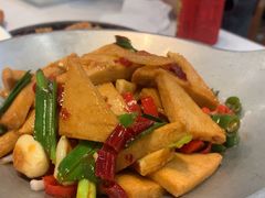 -苏湘小馆·不做预制菜(青年公社店)