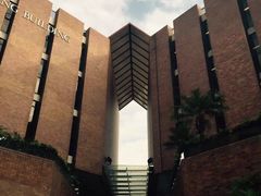 -香港理工大学