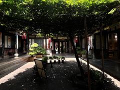 -朱家花园