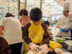 -圣丰索菲特·2 On 988 Café 自助餐厅