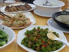 -鹏城人家海鲜酒家·23年老字号(较场尾店)