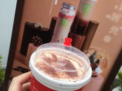 浓浓白巧水晶莓-奈雪的茶(大梅沙8号仓店)