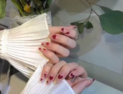 -悦指间美甲美睫