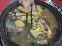 -花苑美食横琴生蚝火锅(拱北粤华路店)