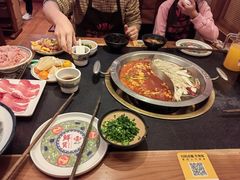 -沸炉重庆老火锅(军事博物馆店)