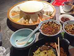 -怪噜范·老贵阳街头名小吃(世纪金源旗舰店)