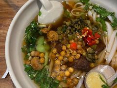 原汤牛肉米粉-湘人龙记老长沙米粉(鸟巢店)