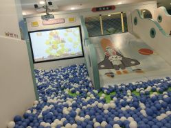 -孩子王童乐园(唐山万达广场店)