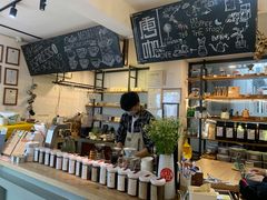 -唐咖精品咖啡(大理古城手冲店)