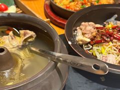 -云海肴·汽锅鸡·云南菜(天山百盛优客店)