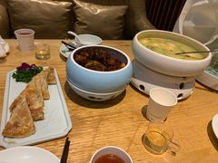 -荷花亭·湖北融合菜(十堰武商MALL店)