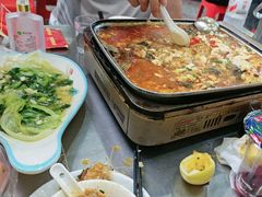 -邹胖哥好好吃餐馆(荔波美食街店)
