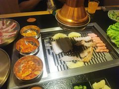 -臻牛烤肉