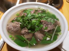 -大众跷脚牛肉馆·非遗传承单位(峨眉山店)