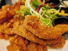 炸鸡拼盘-机器人火炉披萨(爱琴海店)