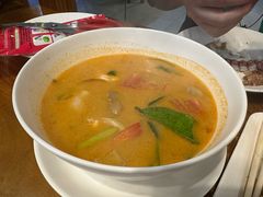 -两兄弟Song Pee Nong(2号店)