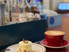 -Be Lived Cafe比例咖啡(摩天轮店)