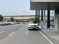 -北京鹏龙大道奔驰4S店(纪家庙店)