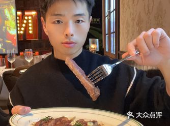 好运街开了26年的美式乡村音乐餐吧到底有多好吃？