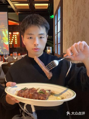 好运街开了26年的美式乡村音乐餐吧到底有多好吃？