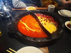 -周周有辣火锅馆(玖耀里店)