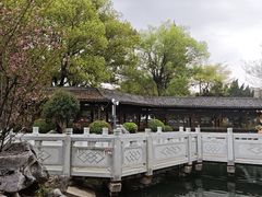 -绳金塔