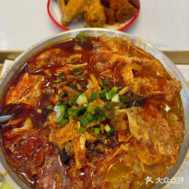 郑州！曼哈顿！！吃了下不5次的螺蛳粉