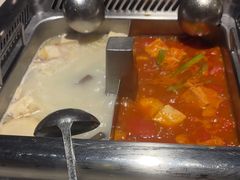 -海底捞火锅鲜切牛肉主题店(长寿路店)