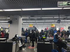 -迪卡侬(西三旗店)