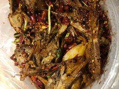 爆辣干锅鸭头-安诚居干锅鸭头(八角店)